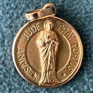 10kt yellow gold St Jude medal
